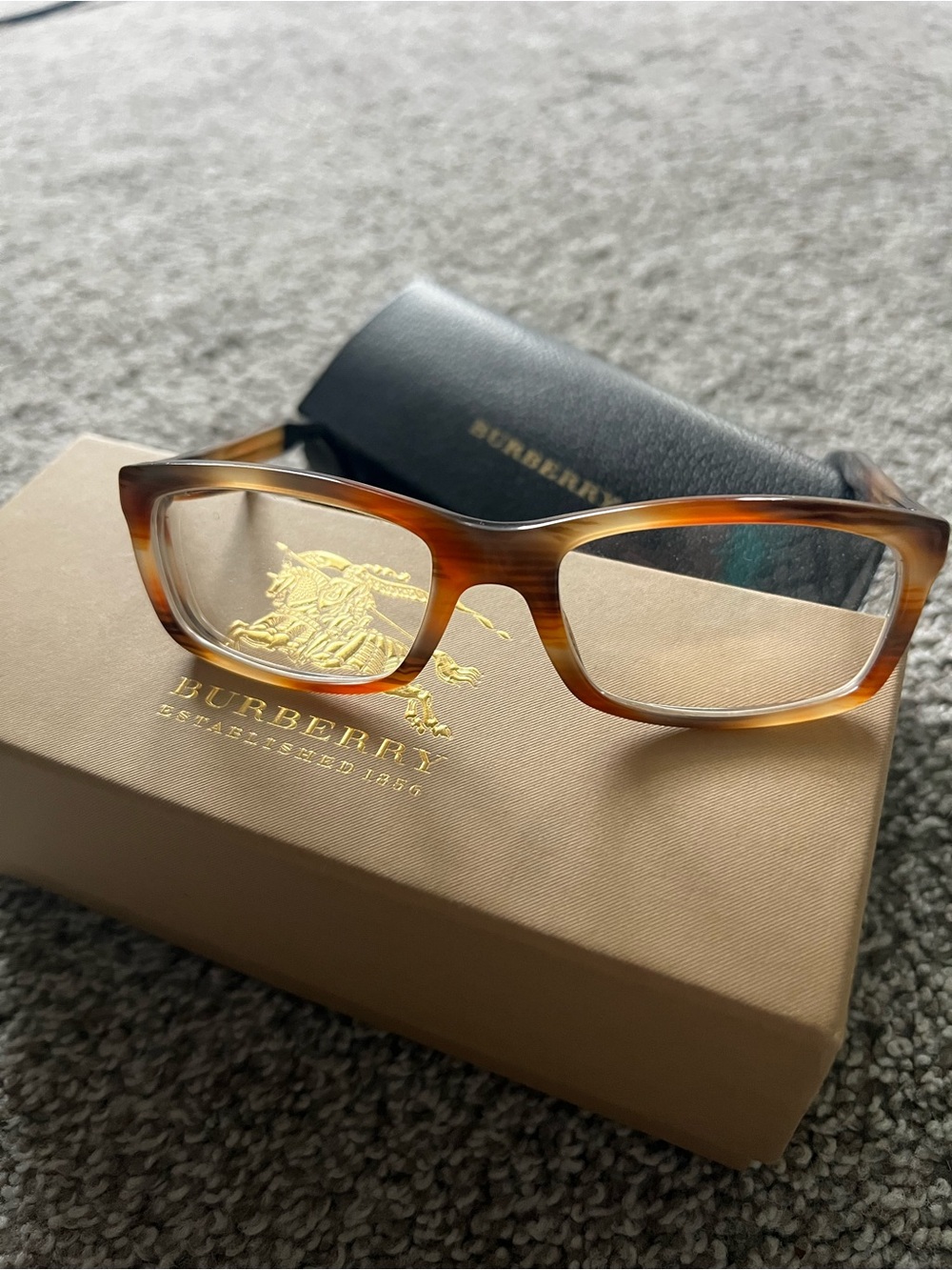 Burberry women Rectangular Tortoiseshell Acetate Glasses - Honey Brown